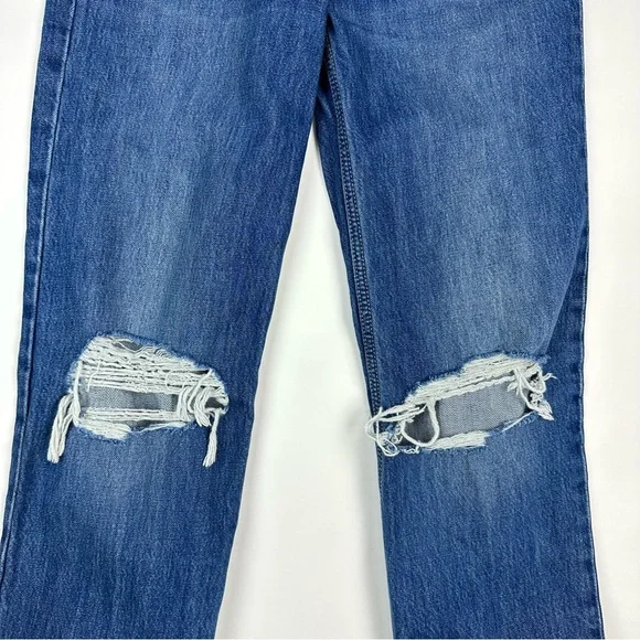 Classic Blue Distressed Women's Jeans - Picture 4 of 12